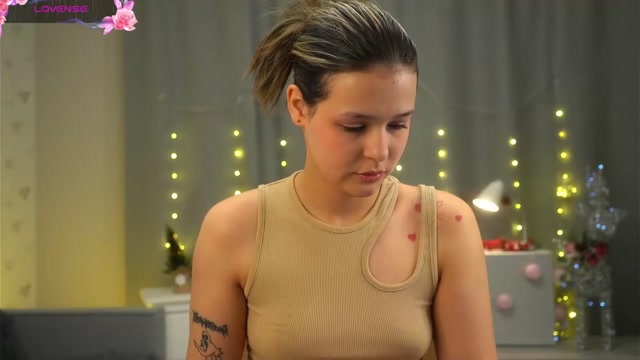 lookatmehabibi_ 2026-02-07 04:53:31