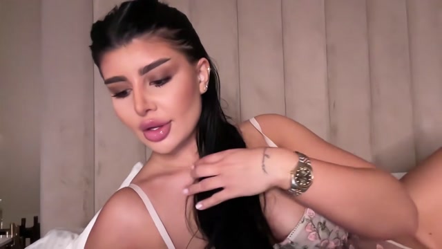 moniqueeass 2026-02-24 20:26:03