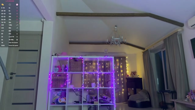 chloe_show 2026-03-29 20:12:25